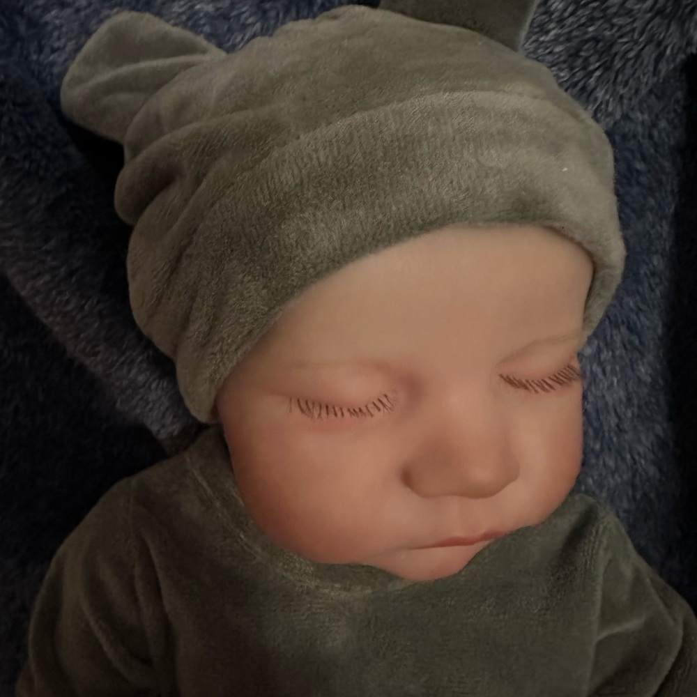 Perfect condition baby doll.